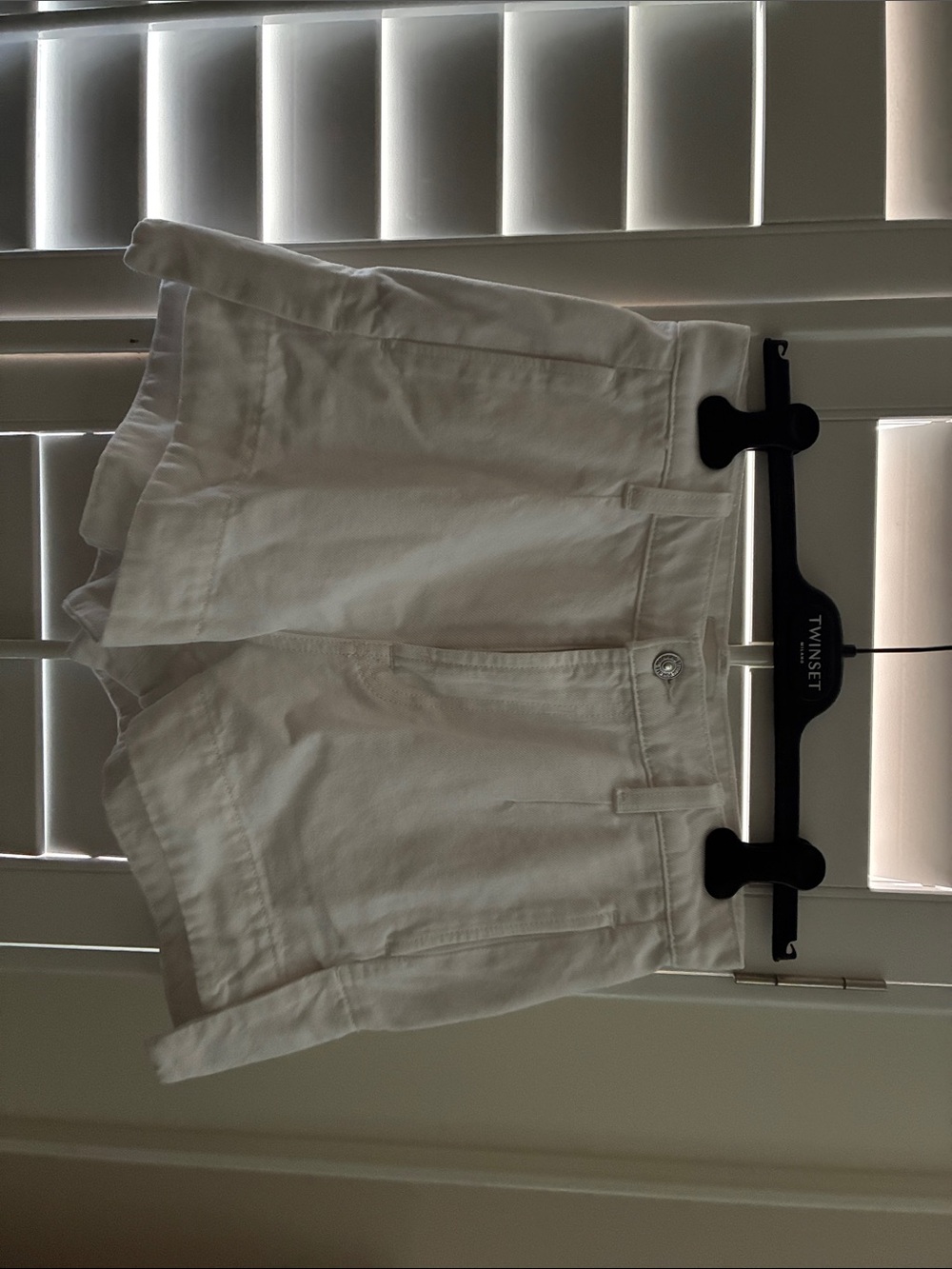 7 For All Mankind White High-Waist Women's Shorts